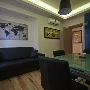  Appartamento Piramide House