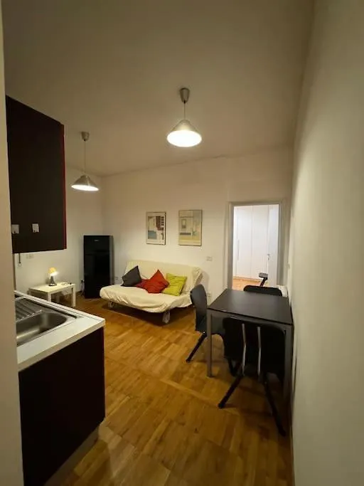 La Terrazza Romana Centro Di Roma Apartment 0*, Rome Italy